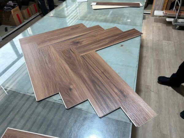 Ξύλινα δάπεδα, Παρκέ, Δάπεδα Laminate, Ξύλινα Πατώματα, Δάπεδα spc, Deck Εξωτερικών Χώρων, Διακοσμητικά Πάνελ, Ακουστικά Πάνελ
